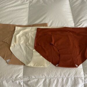 Women’s 3 Pack Seamless High-Waist Briefs in Neutral Tones